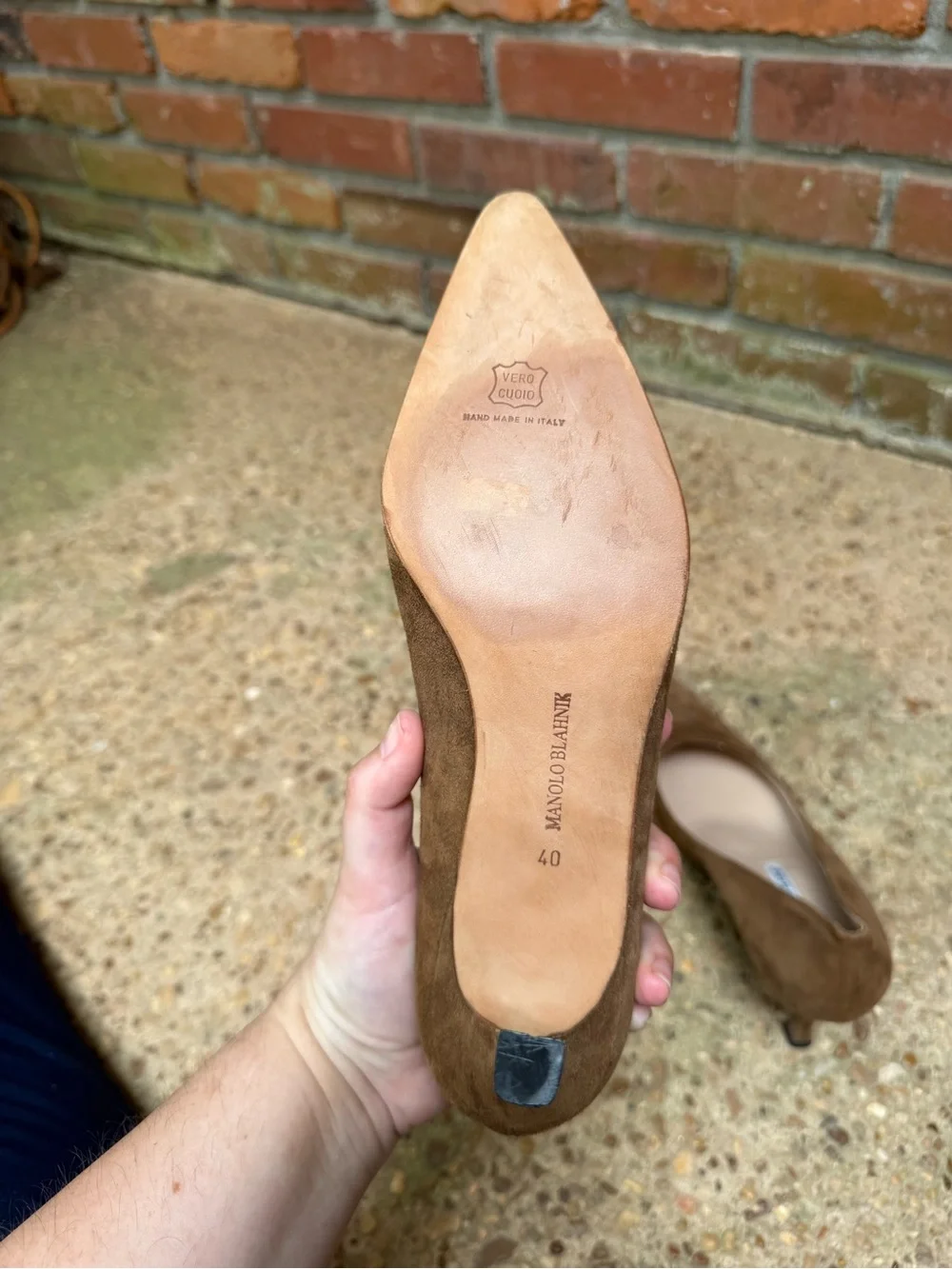 Manolo Blahnik Brown Suede Pointed Toe Pumps